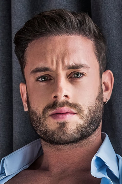 Photo of Manuel Reyes, Acting