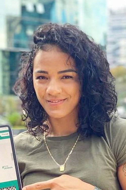 Photo of Vivianne Araújo, Acting
