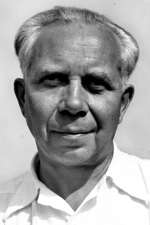 Photo of Ivar Lo-Johansson, Writing