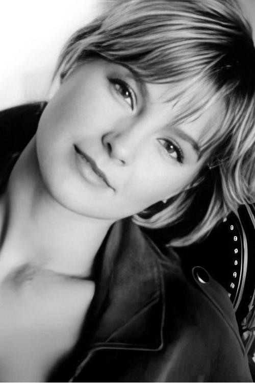 Photo of Kimberly Rowe, Acting