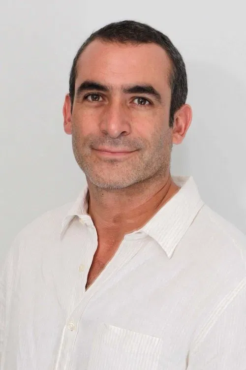 Photo of Daniel Martínez, Acting