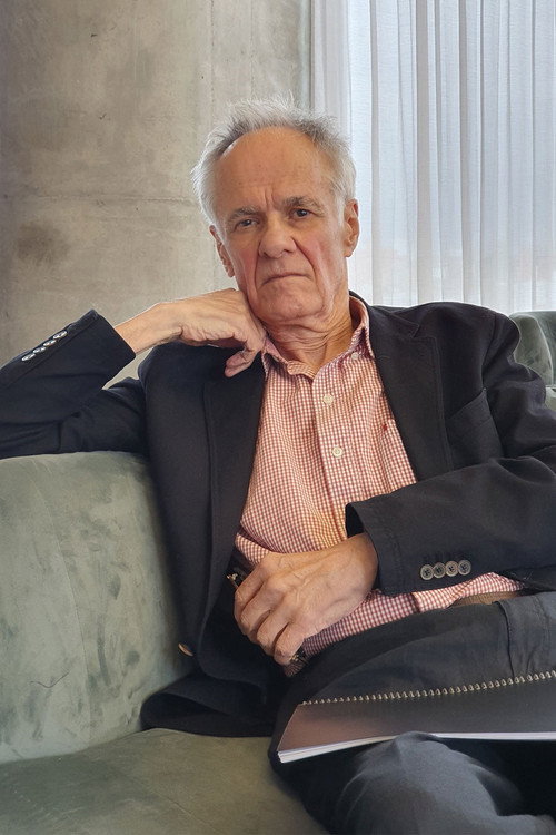 Photo of Fernando Vallejo, Writing