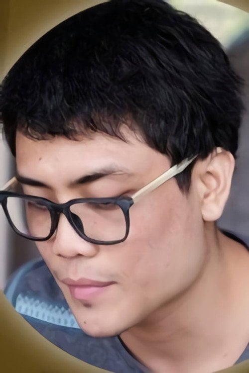 Photo of Chiangmun Ngamkanokwan, Writing