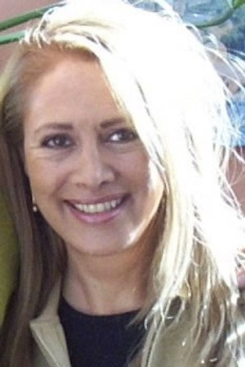 Celmira Luzardo profile