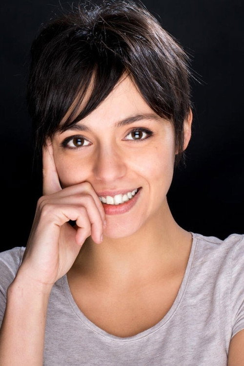 Photo of Paloma Saavedra, Acting