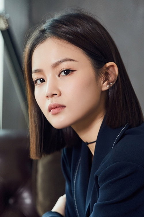 Photo of Lee Hi, Acting