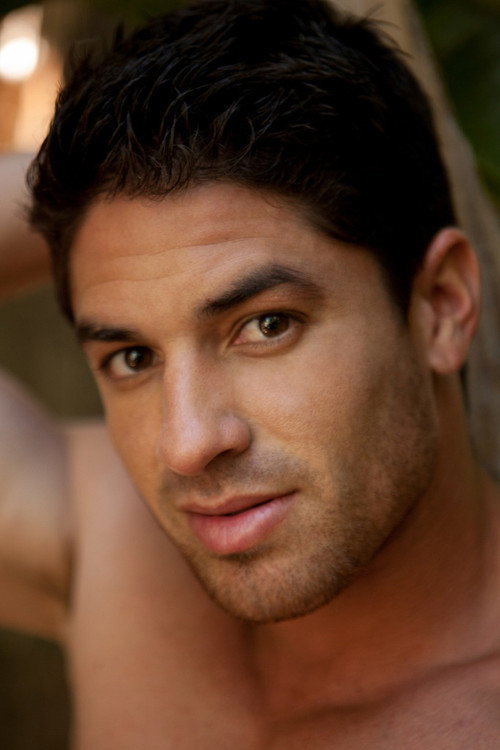 Photo of Romeo Alfonso, Acting