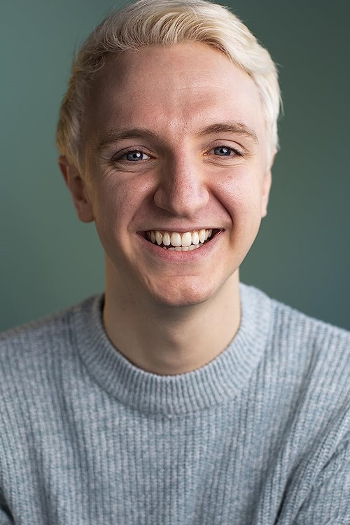 Elliott Wooster profile