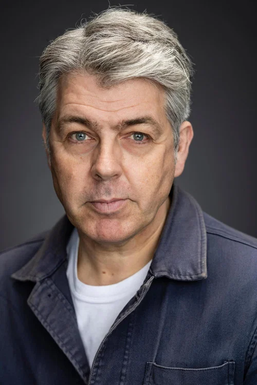 Photo of Oliver Senton, Acting