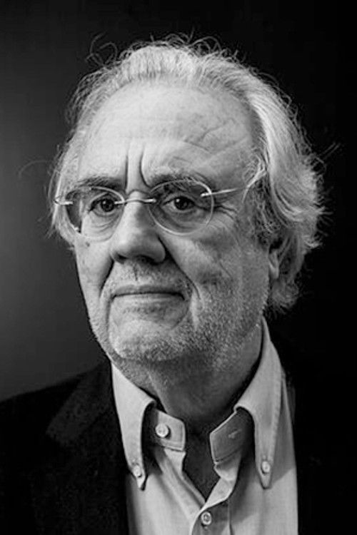 Manuel Gutiérrez Aragón profile