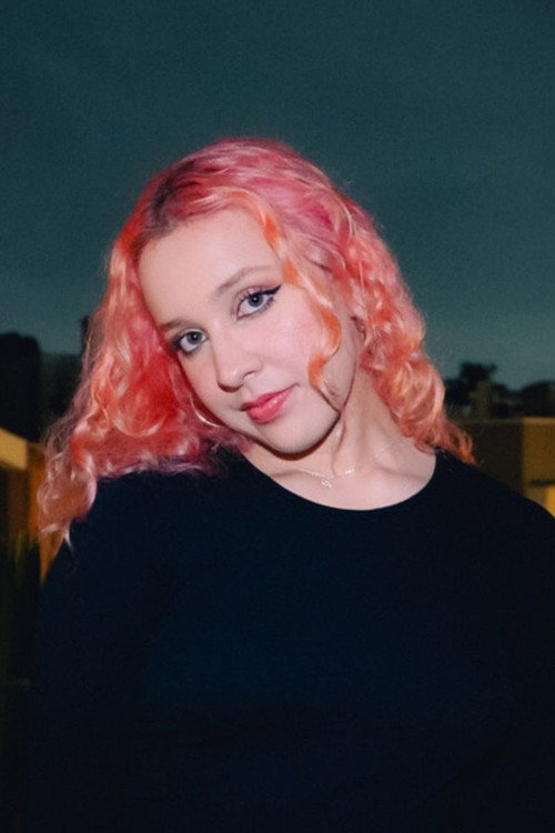 Photo of Nicole Ribatski Baldan, Camera