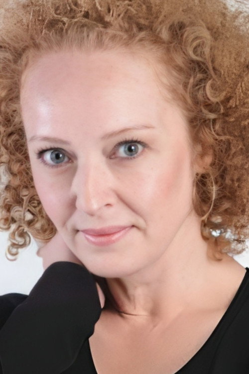 Photo of Eda Özel, Acting