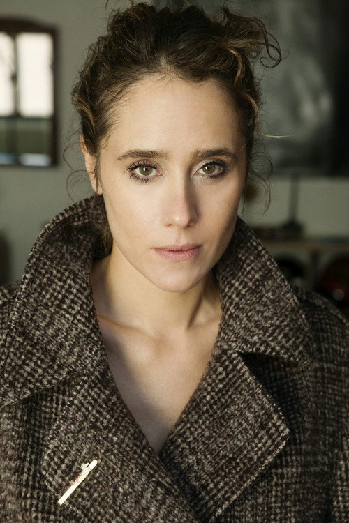Photo of Jessica Mompiou, Acting