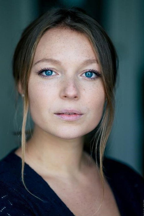 Photo of Chloé Guillot, Acting