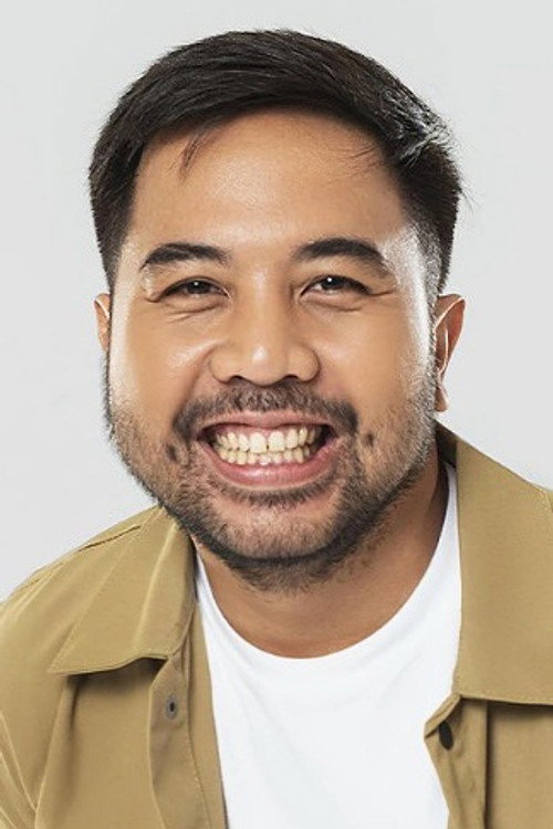 Photo of Adriano Qalbi, Acting