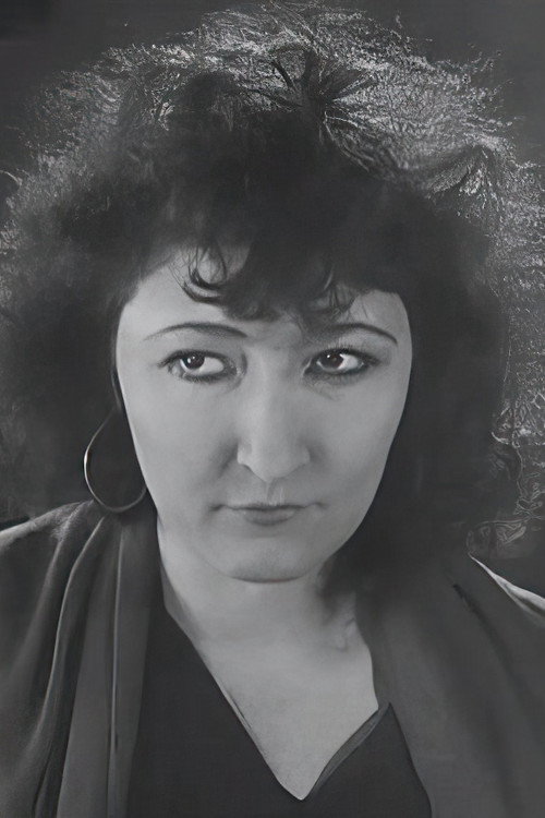 Photo of Suzanne Talba, Acting