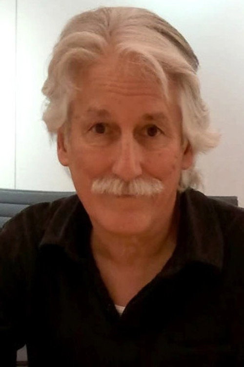 Robert Alvarez profile