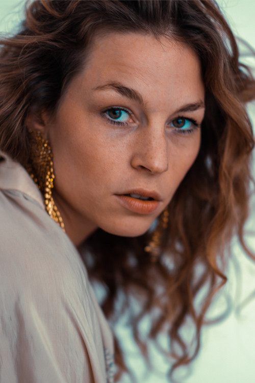 Anna Rossinelli profile