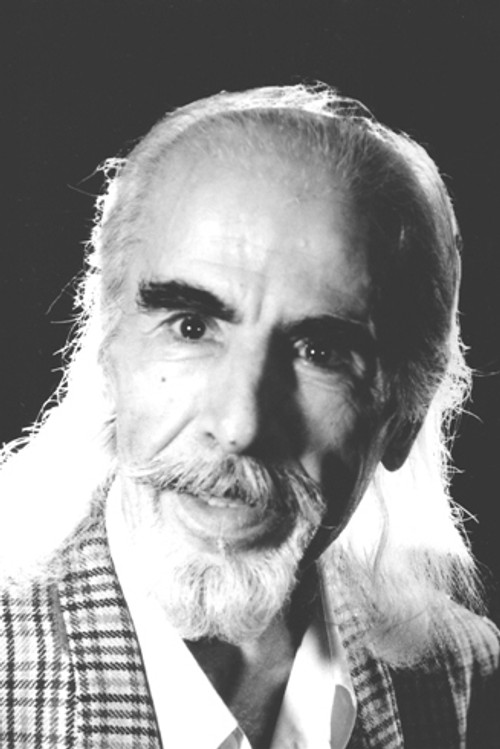 Photo of Mostafa Oskooyi, Writing