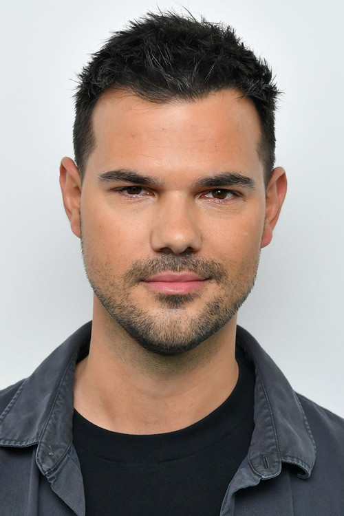 Taylor Lautner profile