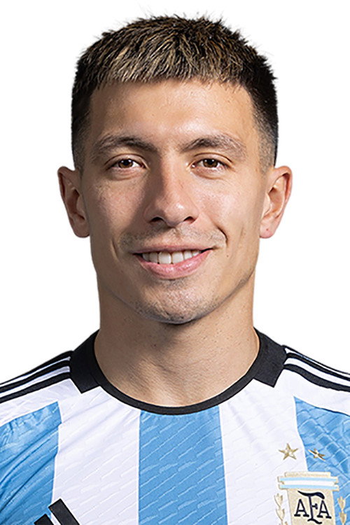 Lisandro Martínez profile