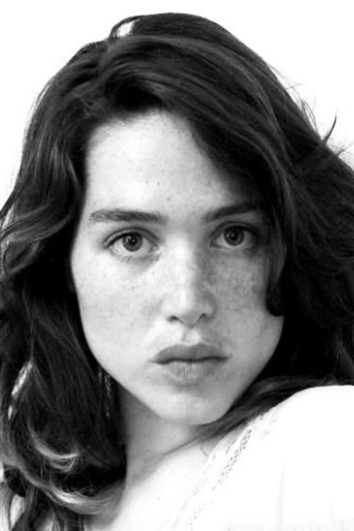 Vera Carnevale profile