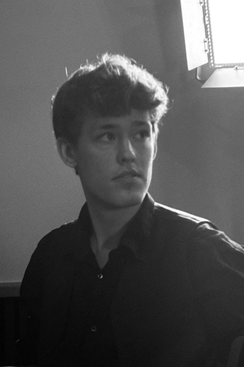 Photo of Iwan Harshagen, Acting