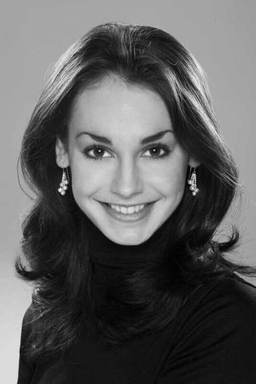 Photo of Elizabeth Harrod, Acting