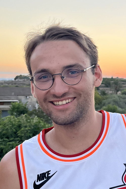 Photo of Raphaël Lesage, Acting