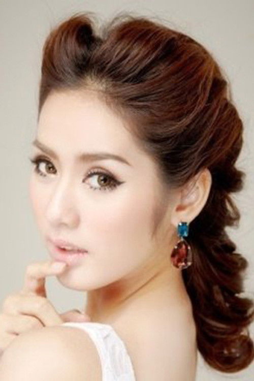 Manow Sornsin profile