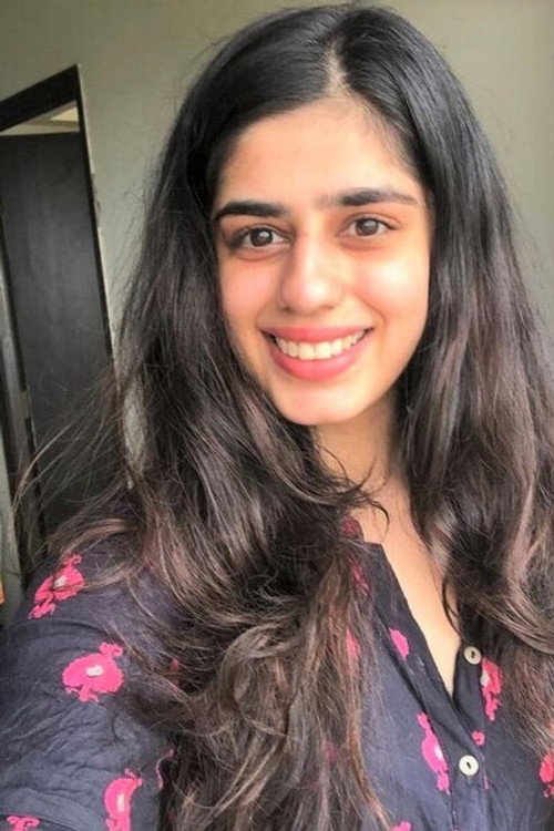 Alisha Chopra profile