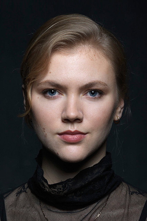 Photo of Hanna Obbeek, Acting