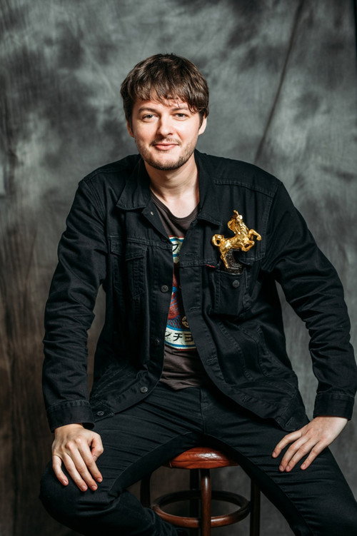 Photo of Matthias Delvaux, Camera