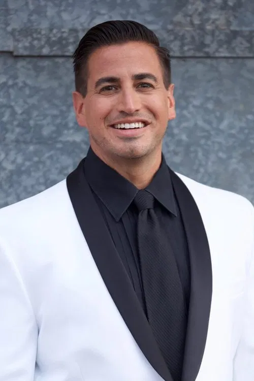 Justin Roberts profile