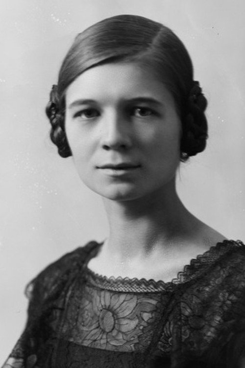Photo of Elsa Ratassepp, Acting