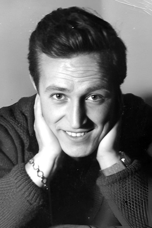 Photo of Enrique Ávila, Acting