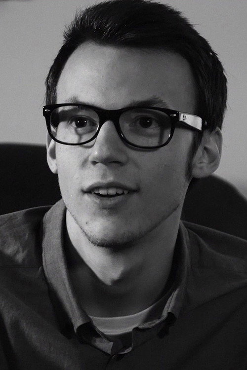 Photo of Josh Zoepfel, Acting