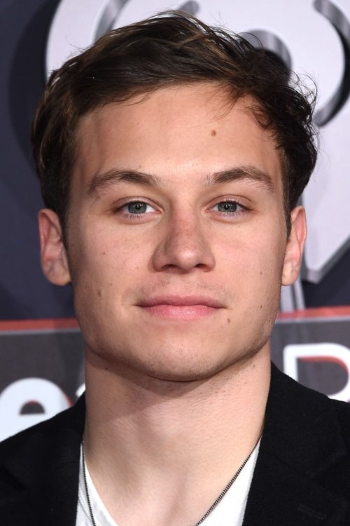 Finn Cole profile
