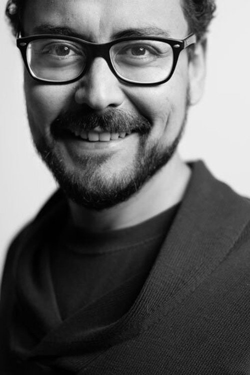 Photo of Daniel Avilés Escobar, Camera