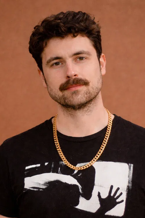 Photo of Erik Skybak, Camera