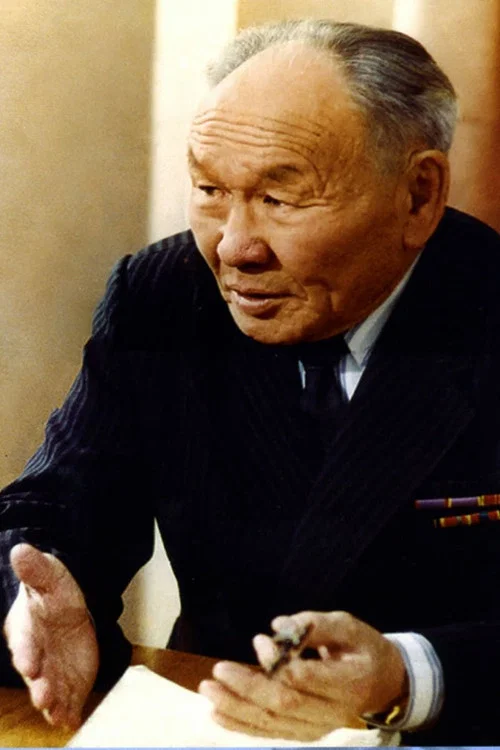 Photo of Maksim Munzuk, Acting
