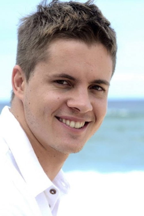 Johnny Ruffo profile
