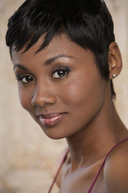 Emayatzy Corinealdi profile