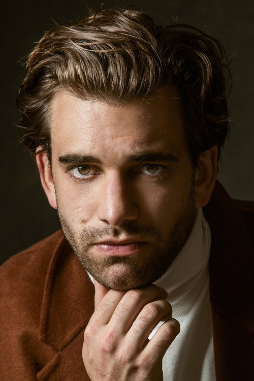 Photo of Andrew Richardson, Acting