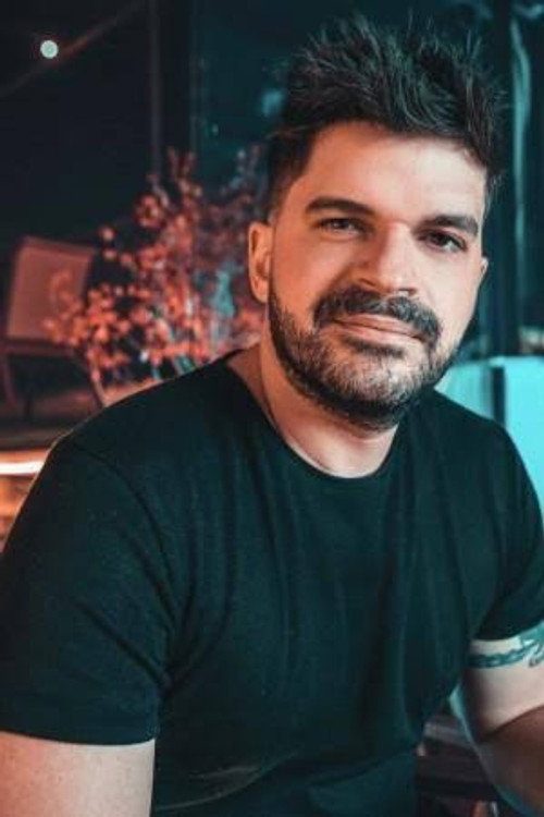 Rodrigo Magal profile