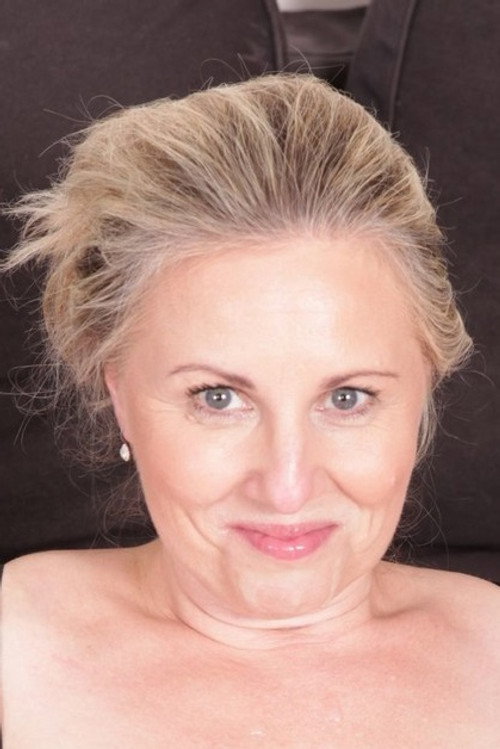 Photo of Nicol G, Acting