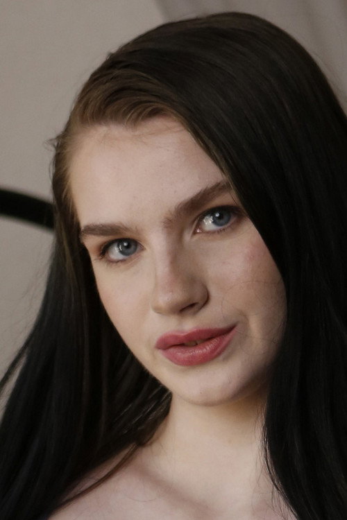 Photo of Emma Indica, Acting