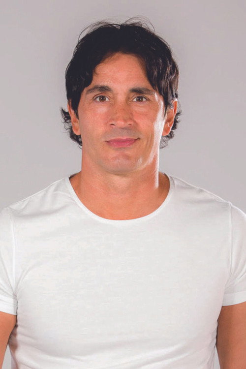 Sebastián Estevanez profile