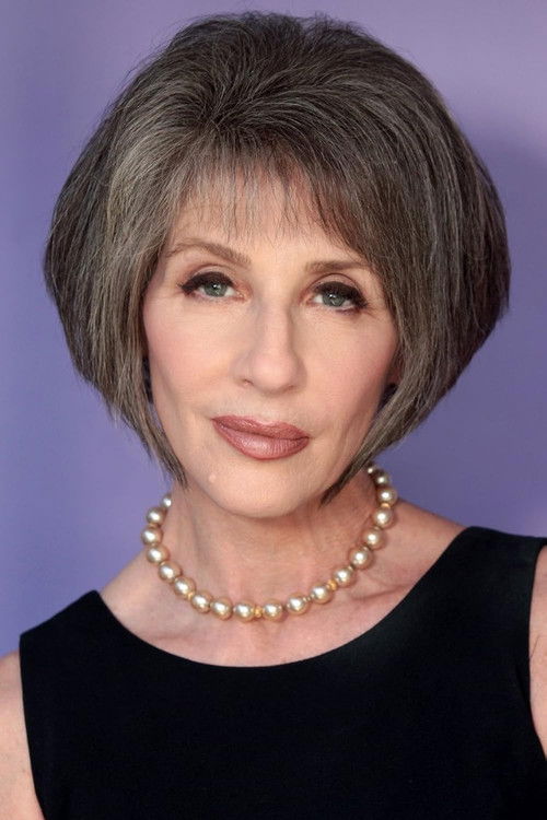 Bettina Devin profile