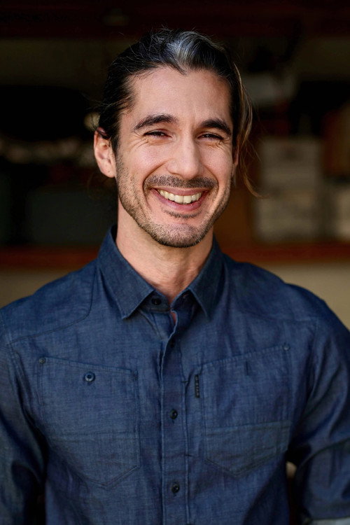 Photo of Adyr Villavicencio, Acting